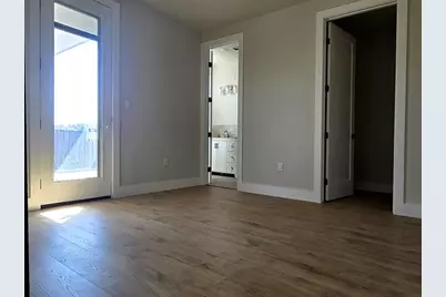 2425 Bruin Drive, Spicewood, TX 78669 - Photo 15