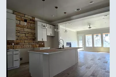 2425 Bruin Drive, Spicewood, TX 78669 - Photo 17