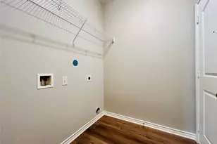 401 Liberty Meadows Dr, Liberty Hill, TX 78642 - Photo 19