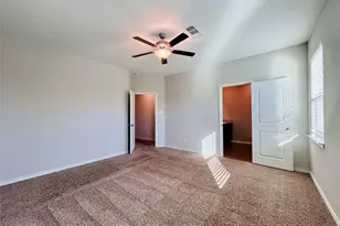 401 Liberty Meadows Dr, Liberty Hill, TX 78642 - Photo 7