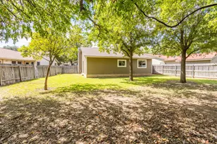 5720 Shreveport Dr, Austin, TX 78727 - Photo 25