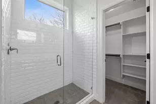 8414 Bowling Green Dr, Austin, TX 78757 - Photo 19