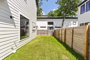 2717 Lyons Rd, Austin, TX 78702 - Photo 17