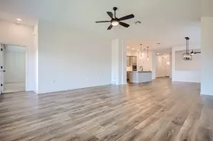 7904 Gilwice Ln, Austin, TX 78744 - Photo 7