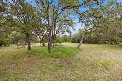 136 Valley View Road, Georgetown, TX 78633 - Photo 35