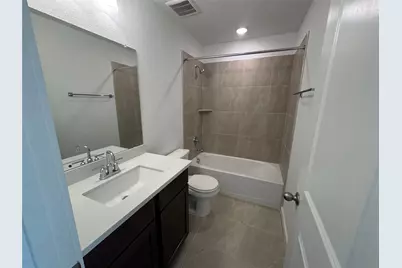 112 Quail Convey Drive, Jarrell, TX 76537 - Photo 15