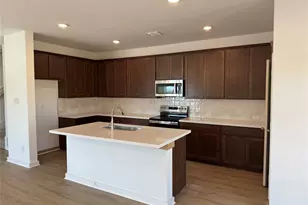 112 Quail Convey Dr, Jarrell, TX 76537 - Photo 7