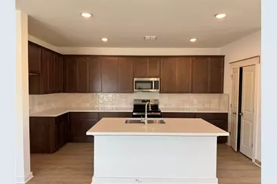 112 Quail Convey Drive, Jarrell, TX 76537 - Photo 3