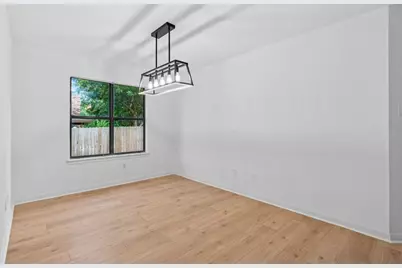 2101 Boxwood Path, Round Rock, TX 78664 - Photo 11