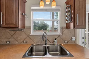 3905 Bronco Bend Loop, Austin, TX 78744 - Photo 17
