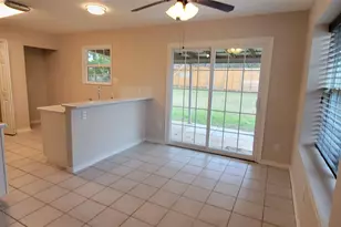 195 Cardinal Dr, Paige, TX 78659 - Photo 5