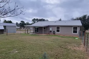 195 Cardinal Dr, Paige, TX 78659 - Photo 15