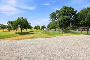 1475 County Rd 315, Jarrell, TX 76537 - Photo 11