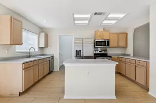 17913 Narsitin Ln, Pflugerville, TX 78660 - Photo 3