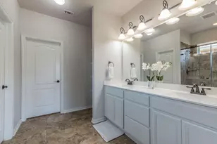 105 Penna Ln, Georgetown, TX 78628 - Photo 17