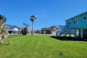 16606 John Davis Rd, Jamaica Beach, TX 77554 - Photo 11