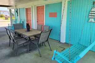 16606 John Davis Rd, Jamaica Beach, TX 77554 - Photo 5