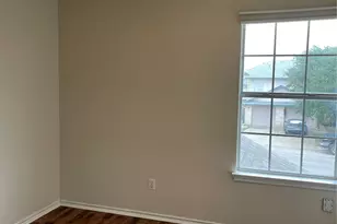 1013 Christopher St, Round Rock, TX 78681 - Photo 13