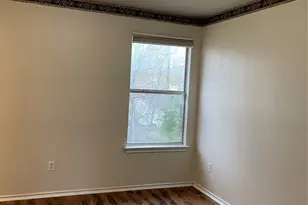 1013 Christopher St, Round Rock, TX 78681 - Photo 11
