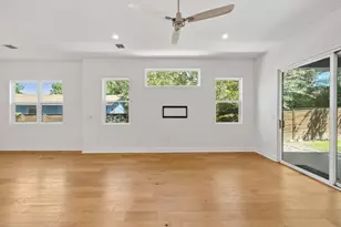 1719 Bunche Rd, Austin, TX 78721 - Photo 9