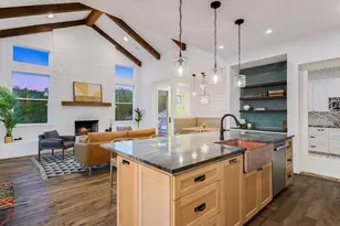 211 Ronay Dr, Spicewood, TX 78669 - Photo 13