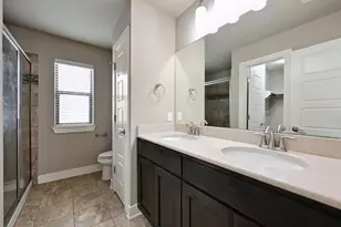 2021 Carlson Dr, Austin, TX 78741 - Photo 19