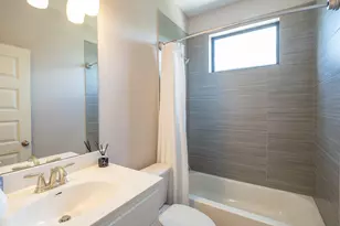 6409 Berkman Dr, Austin, TX 78723 - Photo 29