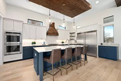 6104 Cary Drive, Austin, TX 78757 - Photo 9