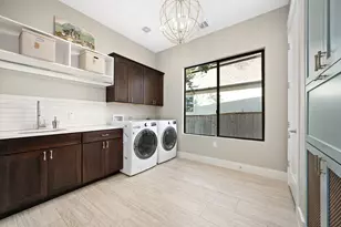 6104 Cary Dr, Austin, TX 78757 - Photo 21