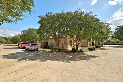 111 Via Villina, Buda, TX 78610 - Photo 3