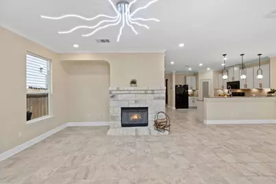 2950 E Old Settlers Boulevard #11, Round Rock, TX 78665 - Photo 13