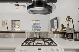 3106 Glen Ora St, Austin, TX 78704 - Photo 25