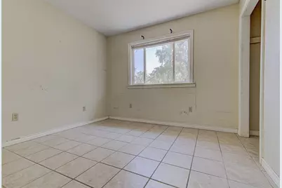 322 E Castleshoals Drive, Granite Shoals, TX 78654 - Photo 11