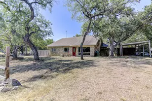 322 E Castleshoals Dr, Granite Shoals, TX 78654 - Photo 3