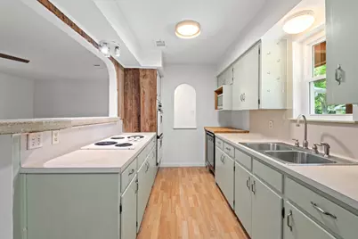 6005 Leisure Run Road, Austin, TX 78745 - Photo 11