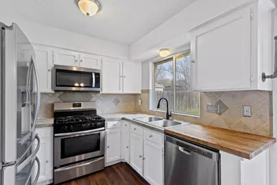 509 Suzzane Road, Pflugerville, TX 78660 - Photo 13