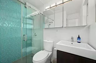 2002 Meadowbrook Dr, Austin, TX 78703 - Photo 15