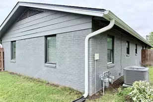 10700 Plains Trail, Austin, TX 78758 - Photo 25