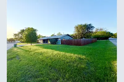 10700 Plains Trail, Austin, TX 78758 - Photo 31
