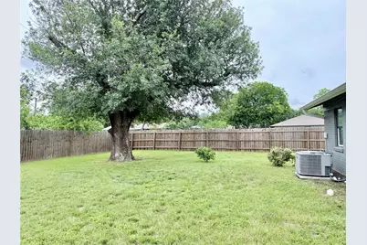 10700 Plains Trail, Austin, TX 78758 - Photo 23