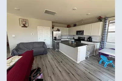 172 Coppers Way, Elgin, TX 78621 - Photo 5