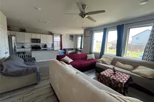 172 Coppers Wy, Elgin, TX 78621 - Photo 3
