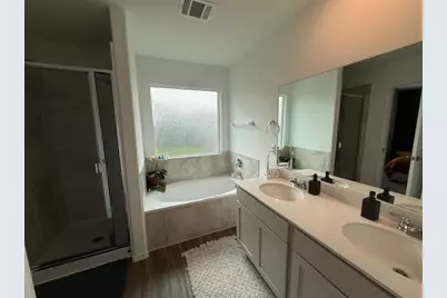 204 Longbridge Drive, Hutto, TX 78634 - Photo 15