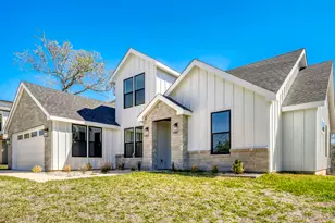 208 Ulupau Cir, Bastrop, TX 78602 - Photo 1