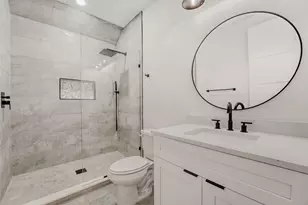 208 Ulupau Cir, Bastrop, TX 78602 - Photo 23