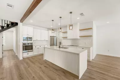 208 Ulupau Circle, Bastrop, TX 78602 - Photo 7