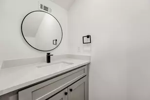 208 Ulupau Cir, Bastrop, TX 78602 - Photo 21