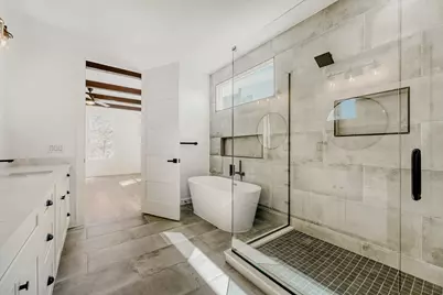 208 Ulupau Circle, Bastrop, TX 78602 - Photo 17