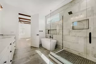 208 Ulupau Cir, Bastrop, TX 78602 - Photo 17