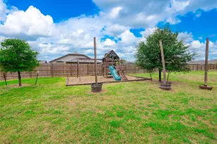 321 Ore Ln, Jarrell, TX 76537 - Photo 33